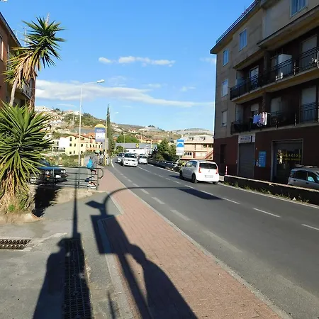 Casa Azzurra 아파트 *